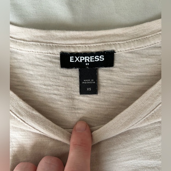 Express light cream tshirt - Picture 4 of 7